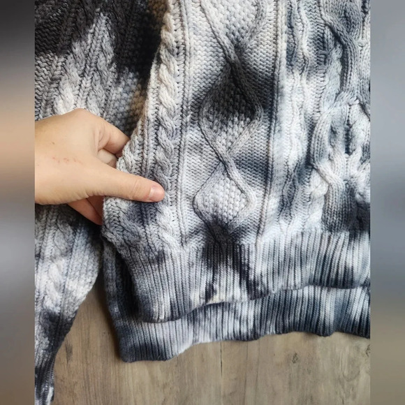 Anthropologie Pilcro Joni Cable Knit V-Neck Tie Dye Navy White Sweater Small - Picture 7 of 10